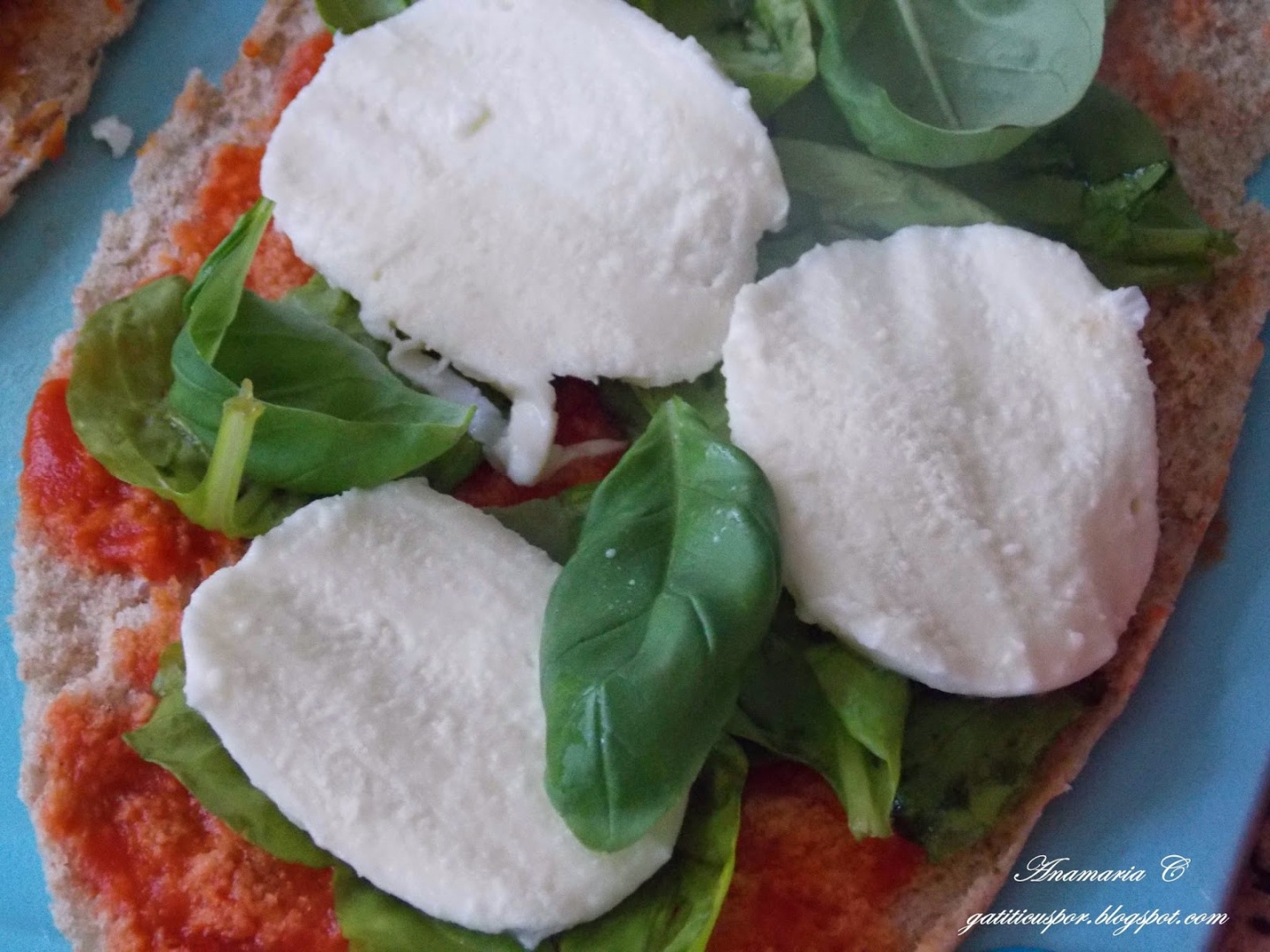 Pizza Cu Branza Feta Si Spanac