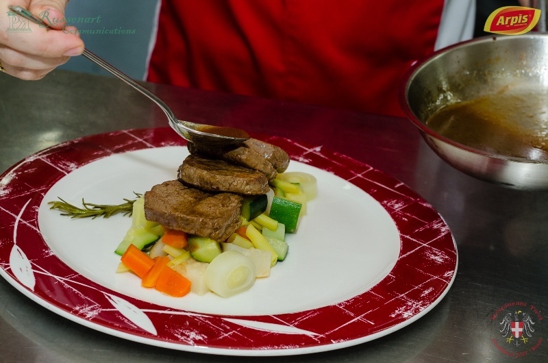 Muschiulet de vitel cu pastel de legume