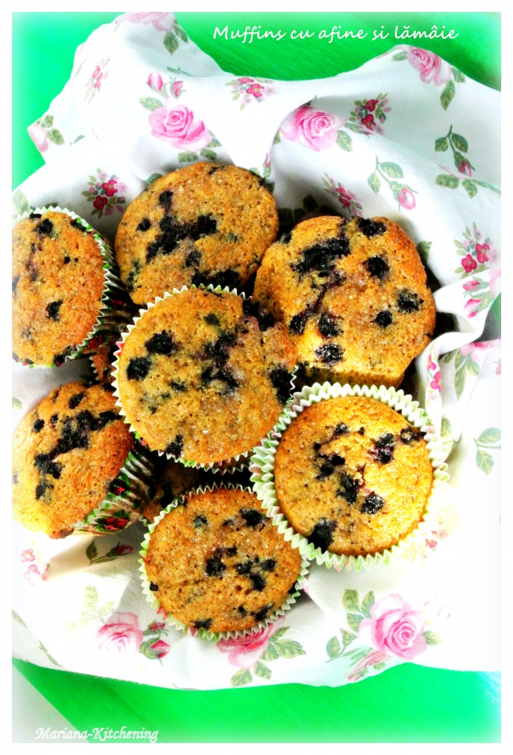 Muffins cu afine și lămâie