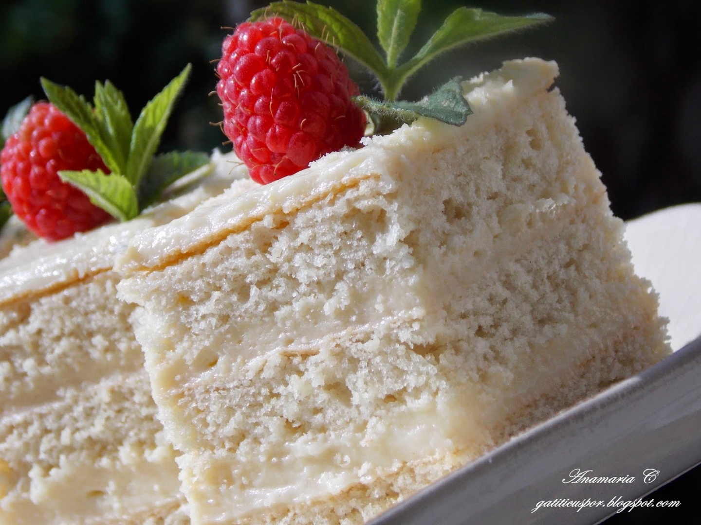 Prajitura Alba Ca Zapada cu crema de lamaie