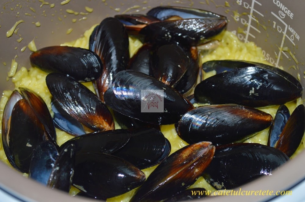 Risotto cu midii si sofran