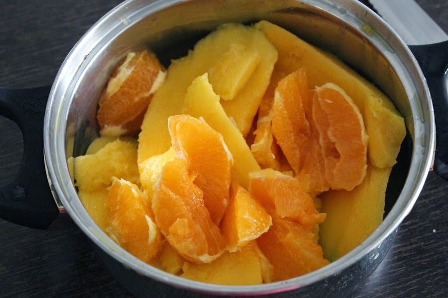 Panna cotta cu jeleu de mango si portocala