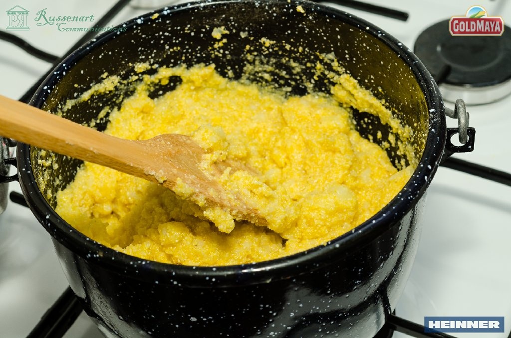 Mamaliga bucovineana, de cartofi