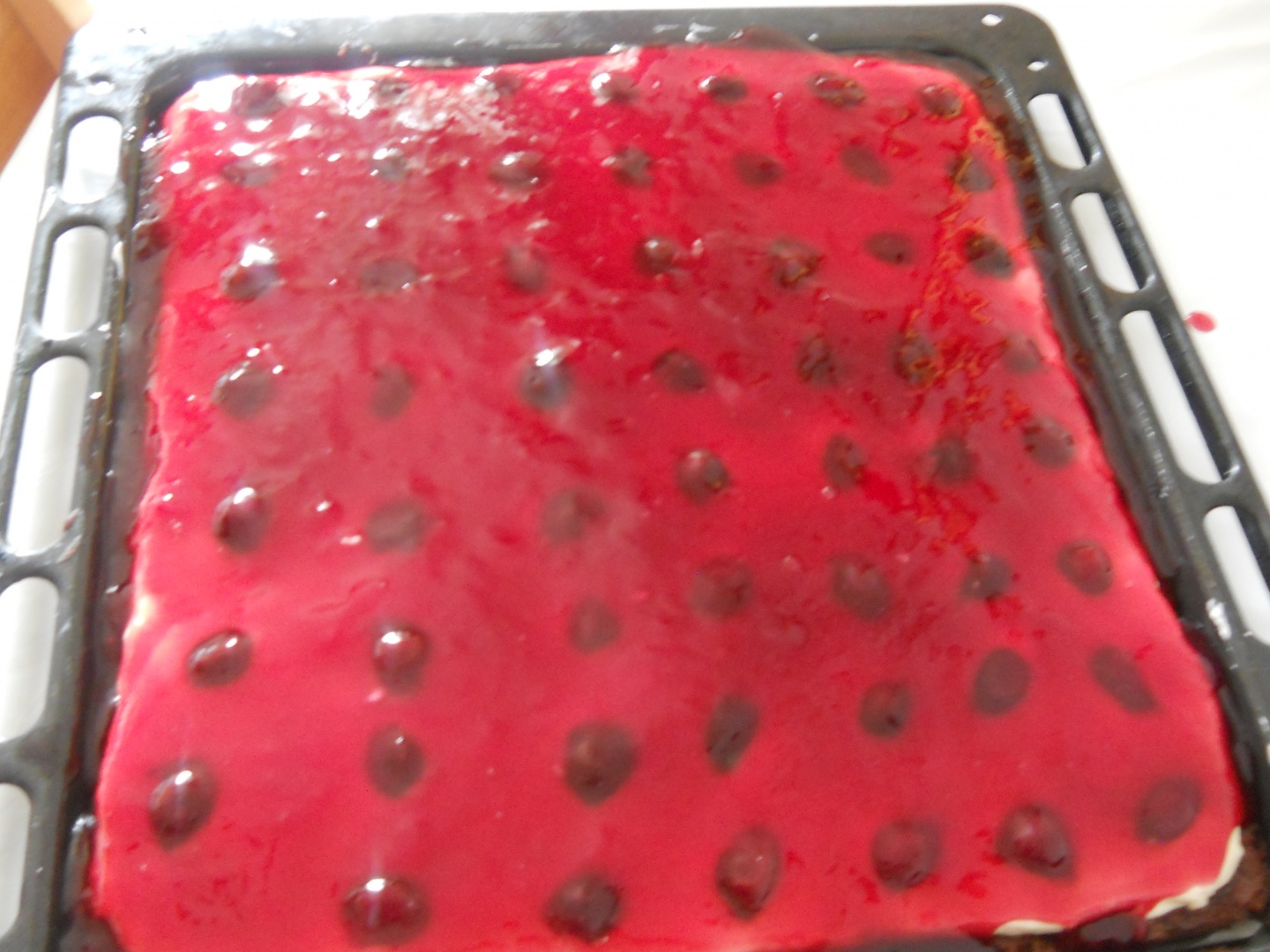 Prajitura cu visine si ciocolata