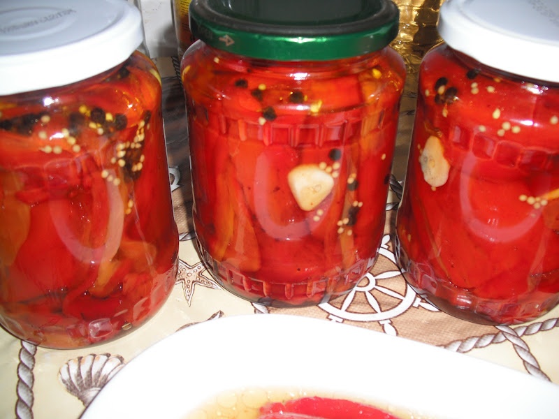 Ardei copti la borcan pentru iarna. Cea mai simpla si delicioasa reteta