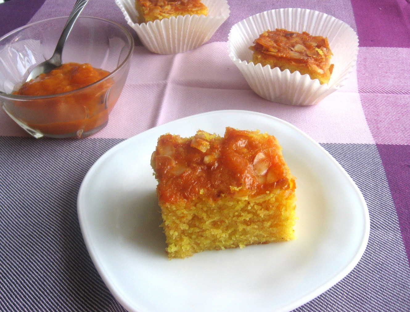 Prajitura cu gris si migdale -Sfouf by Gordon Ramsey