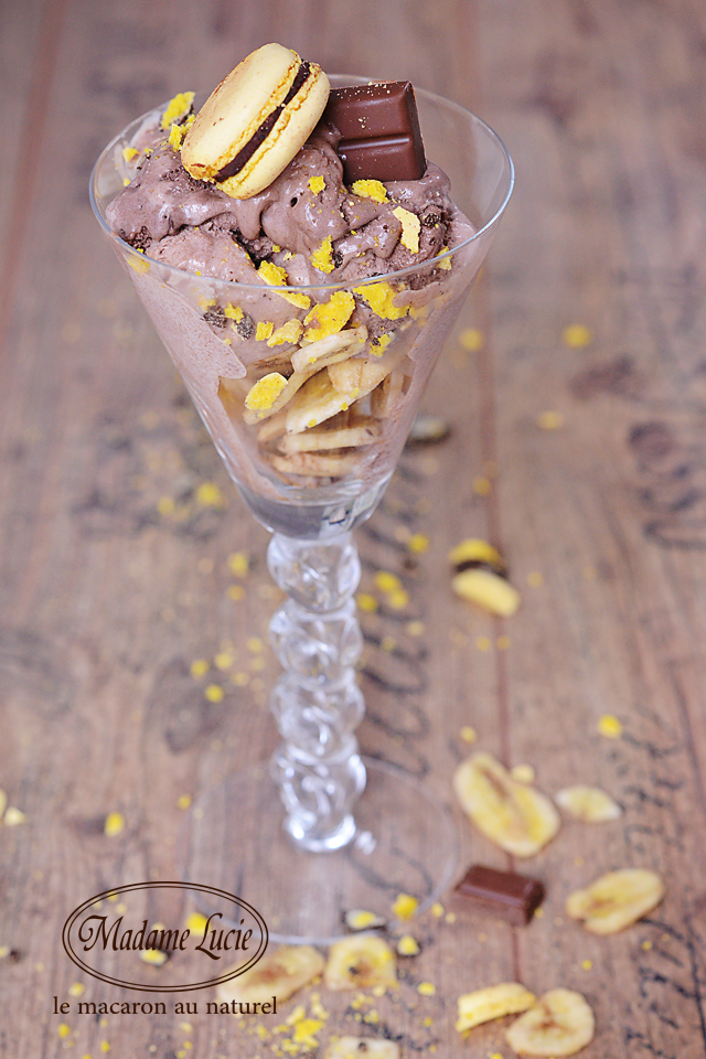 Madame Lucie ne îndulcește vara cu înghețată