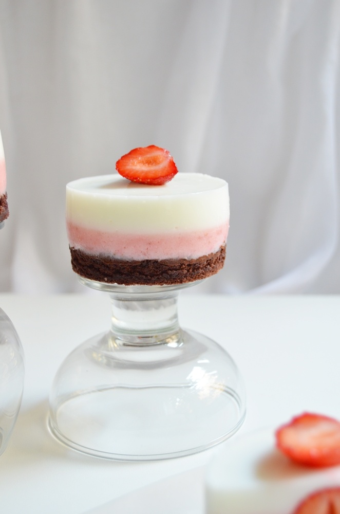 Mini-torturi dietetice, cu capsune