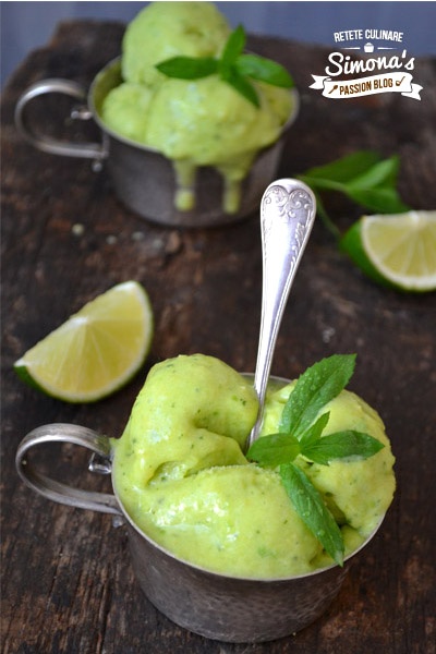 Inghetata de avocado,menta si lime