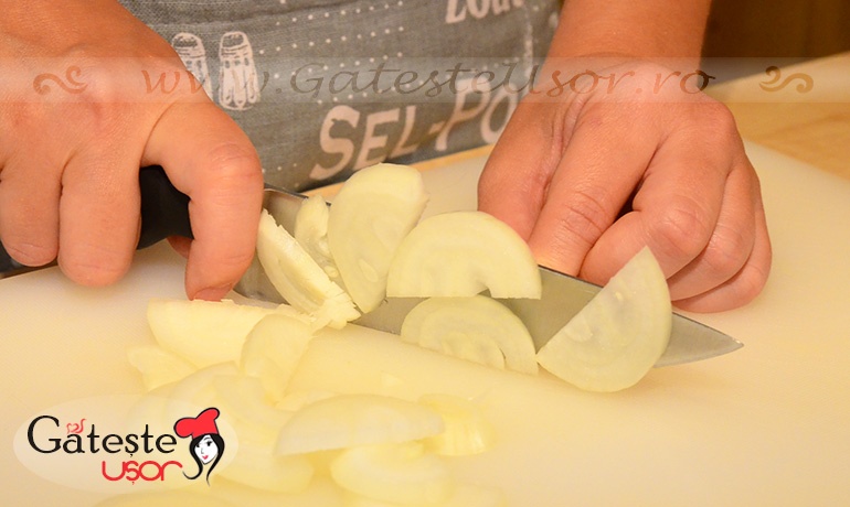 Castraveti murati in saramura