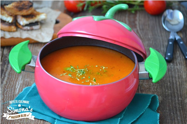 Supa de rosii coapte