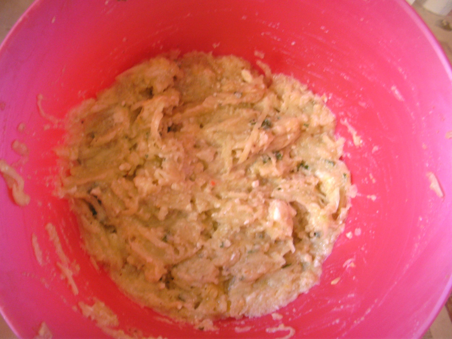 Chiftelute din dovlecei cu branza