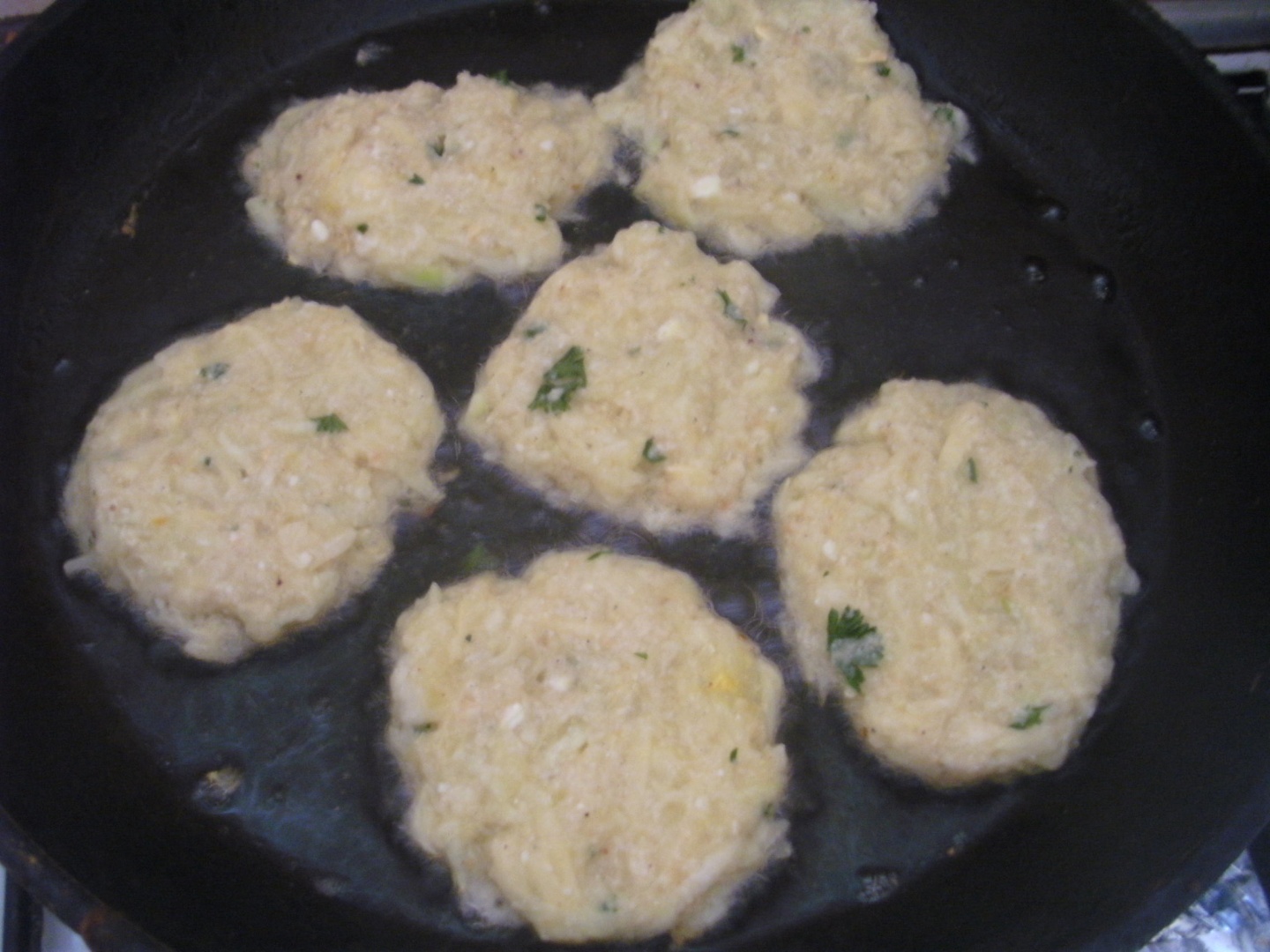 Chiftelute din dovlecei cu branza