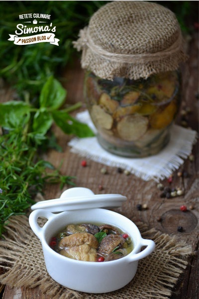 Hribi conservati in ulei de masline