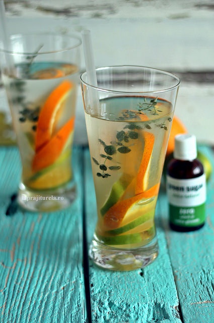 Citronada cu cimbrisor, indulcita cu Green Sugar