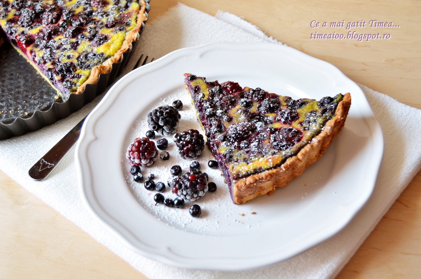 Tarta cu mure si afine