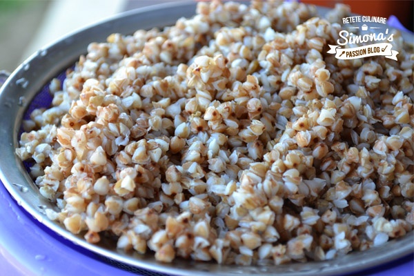 Salata vegana cu hrisca si legume