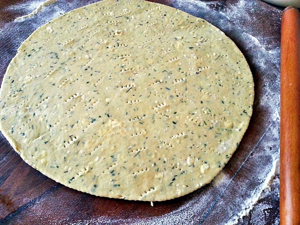 Tarta cu dovlecel si branza sarata