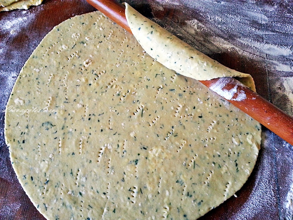 Tarta cu dovlecel si branza sarata