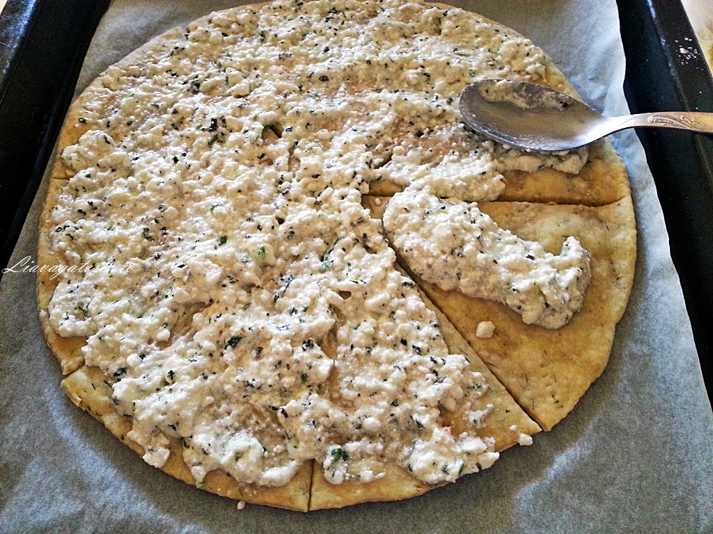 Tarta cu dovlecel si branza sarata