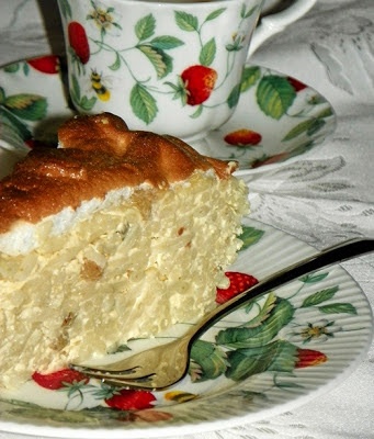 Budinca cu macaroane,branza dulce si stafide