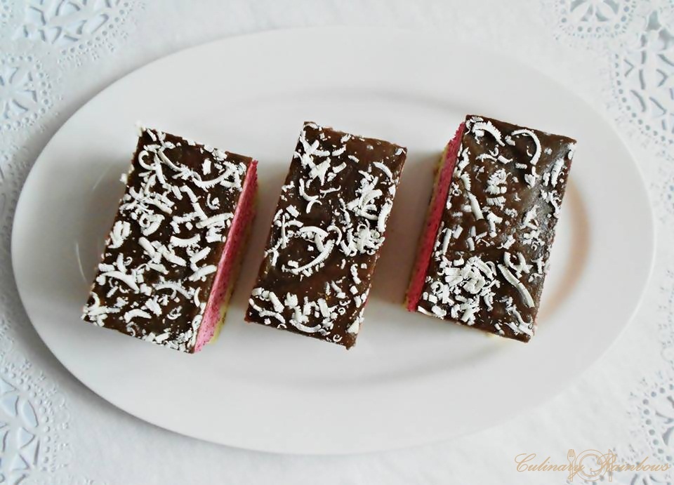 Prajitura cu mousse de coacaze