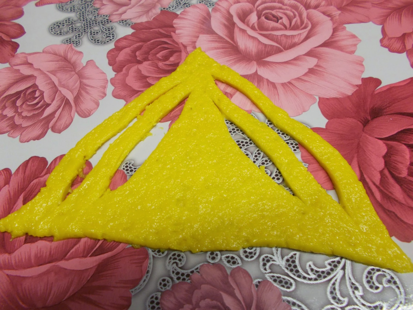 Cornuri rasucite cu mere