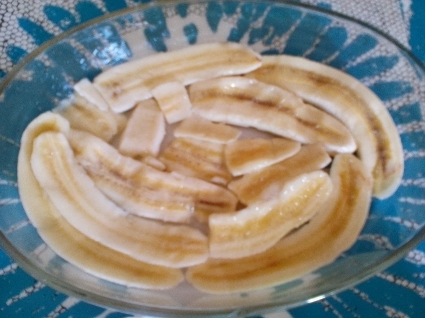 Tarta cu crema de vanilie, banane si jeleu de lime