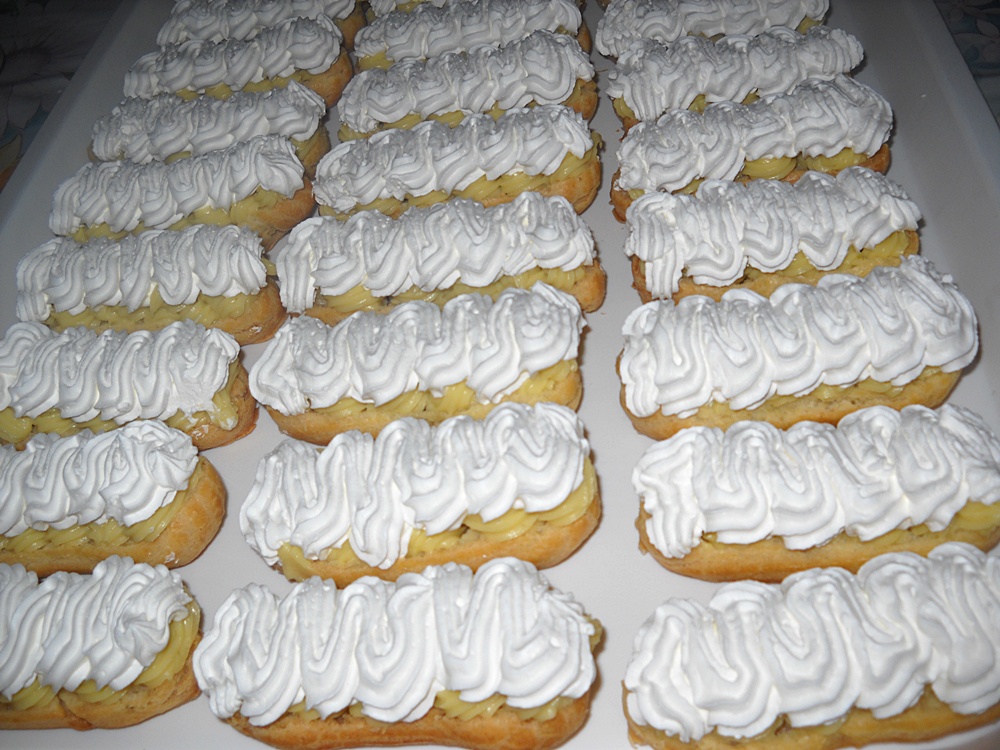 Reteta de eclere pas cu pas – cum sa faci eclere delicioase acasa