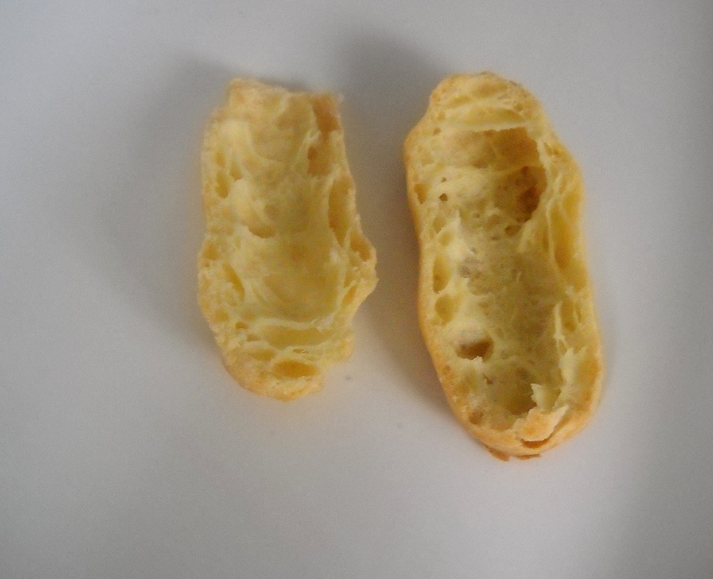 Reteta de eclere pas cu pas – cum sa faci eclere delicioase acasa