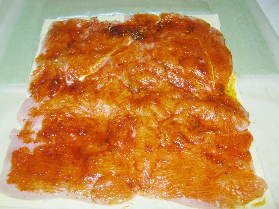 Rulada din piept de curcan in foietaj