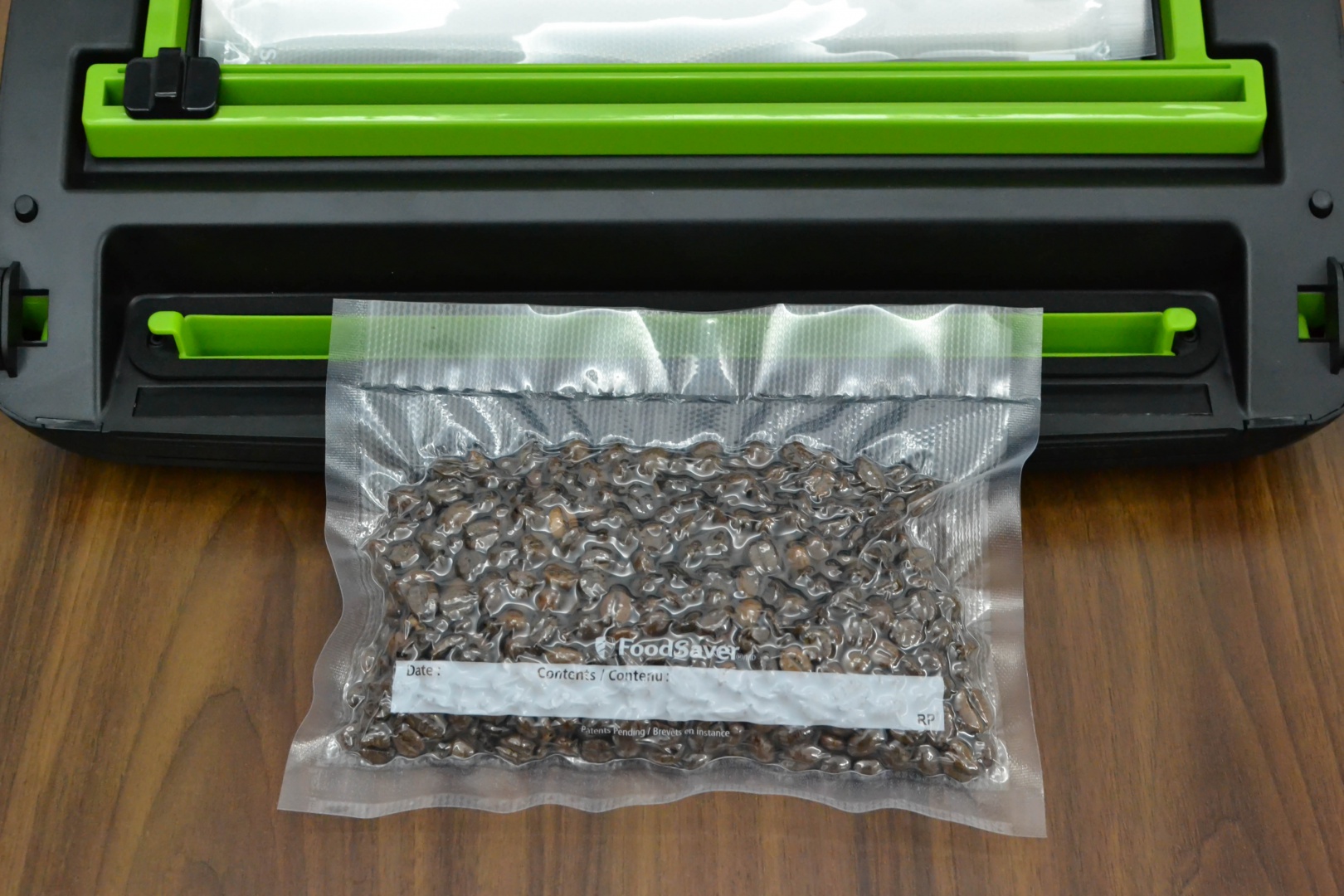 Cu FoodSaver pastrezi cafeaua in cele mai bune conditii