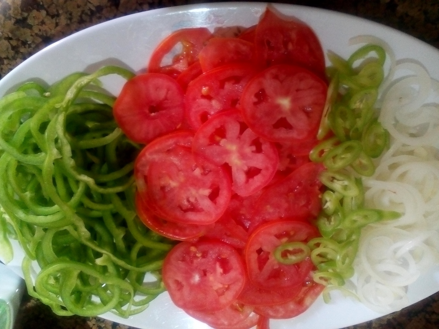 Pizza cu aluat fraged de casa