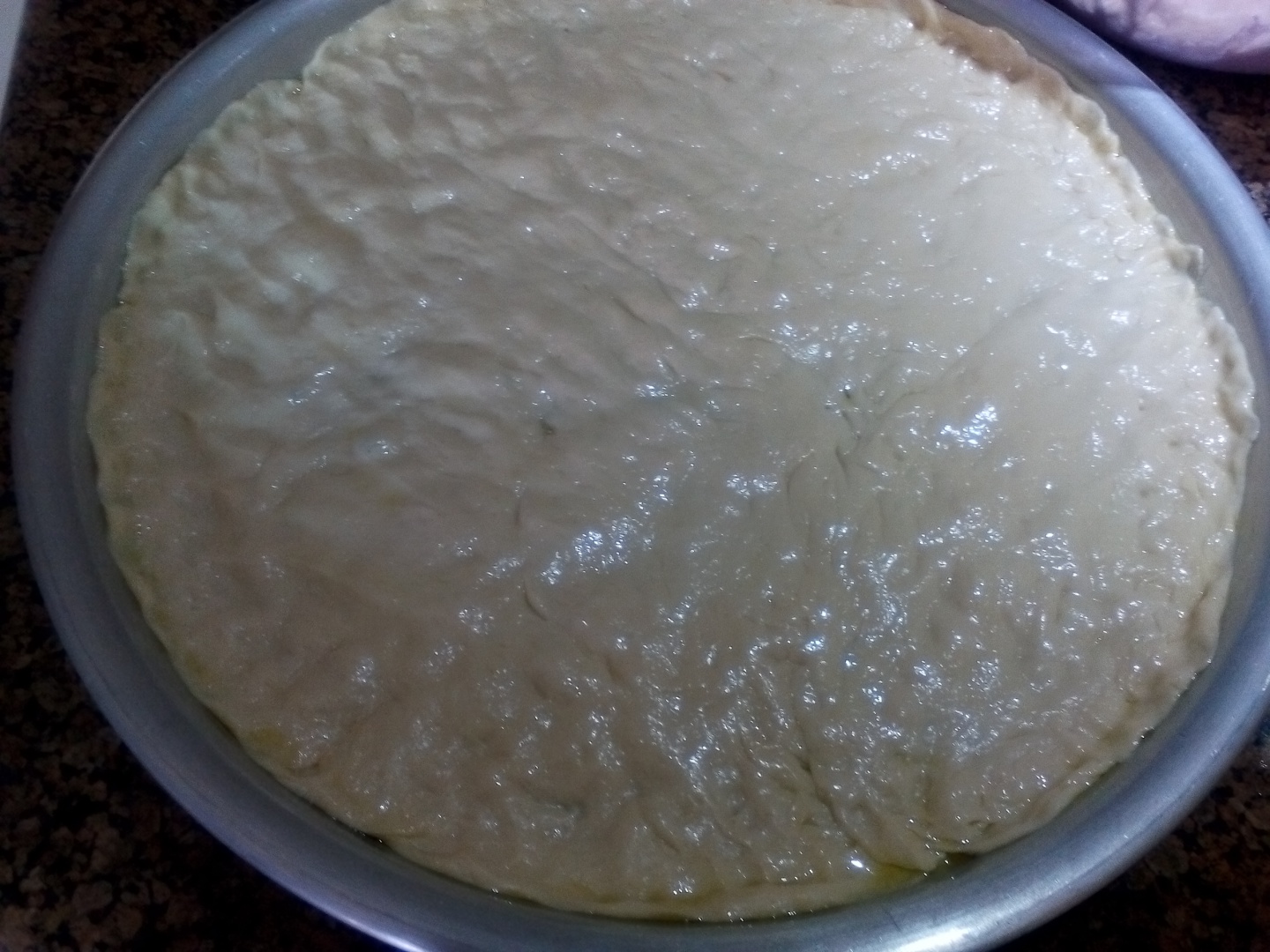 Pizza cu aluat fraged de casa