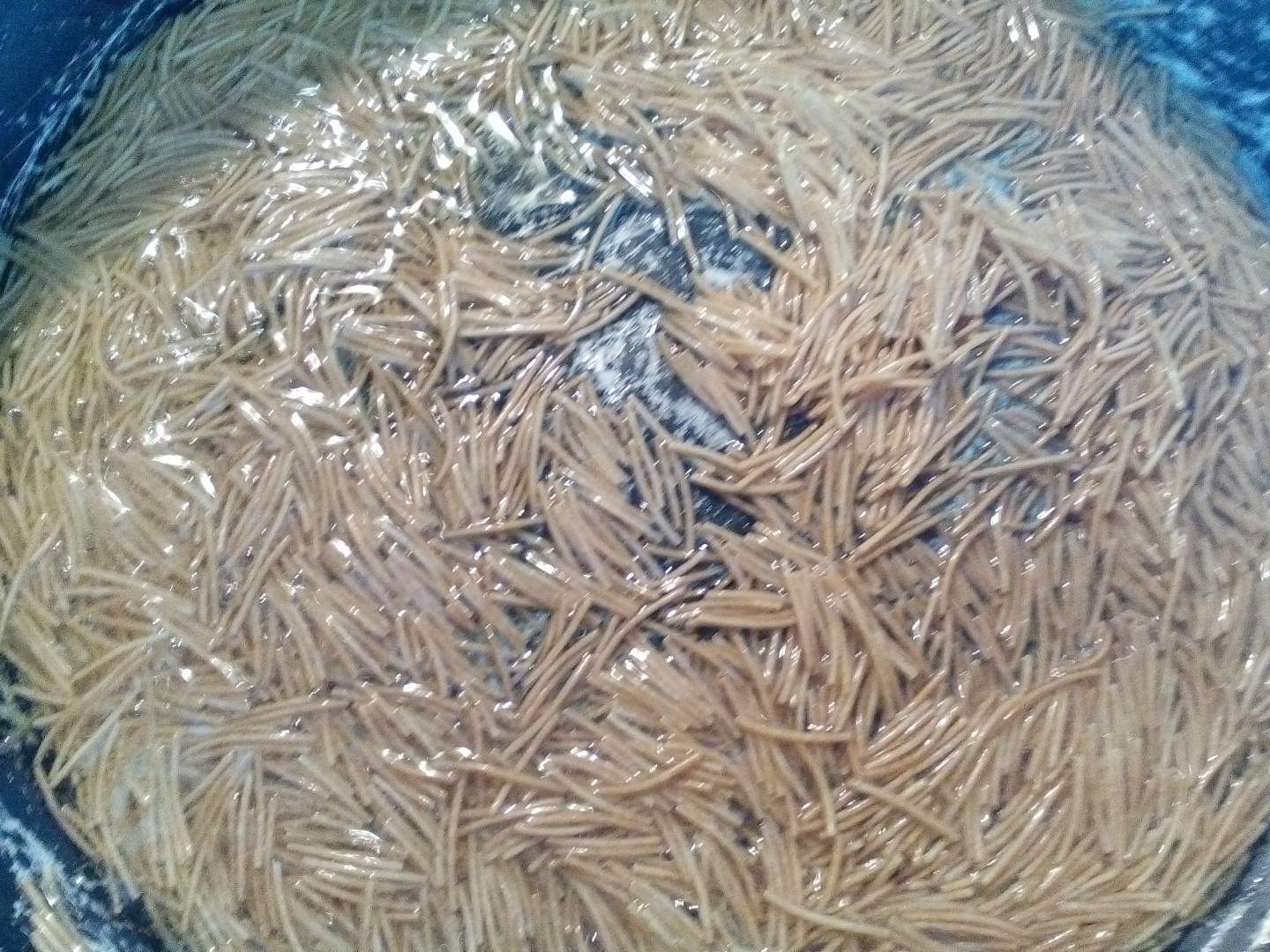 Cartofi cu carne tocata si sos de tahini la cuptor