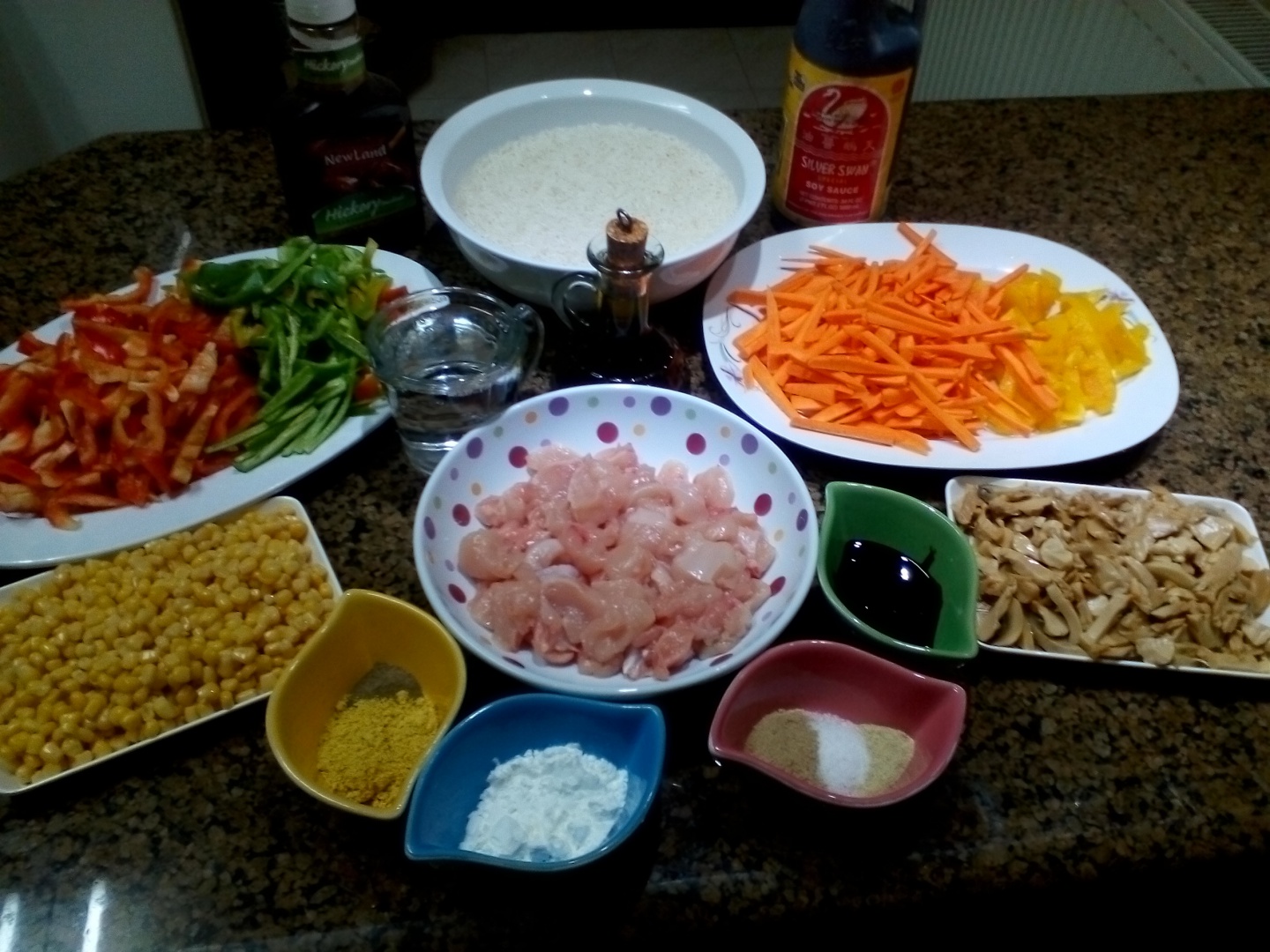 Mancare chinezeasca cu piept de pui si legume(Chinese food)