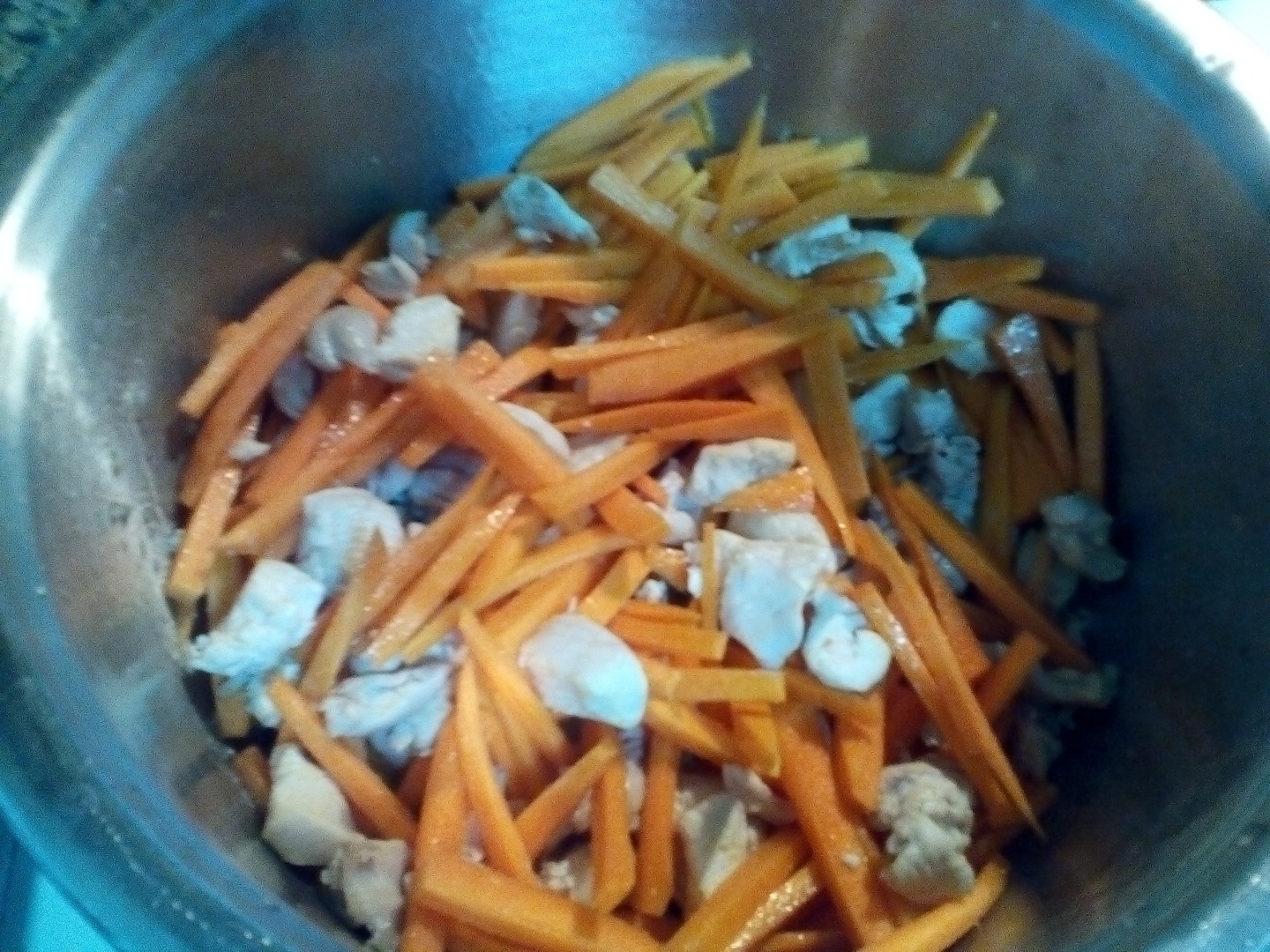 Mancare chinezeasca cu piept de pui si legume(Chinese food)