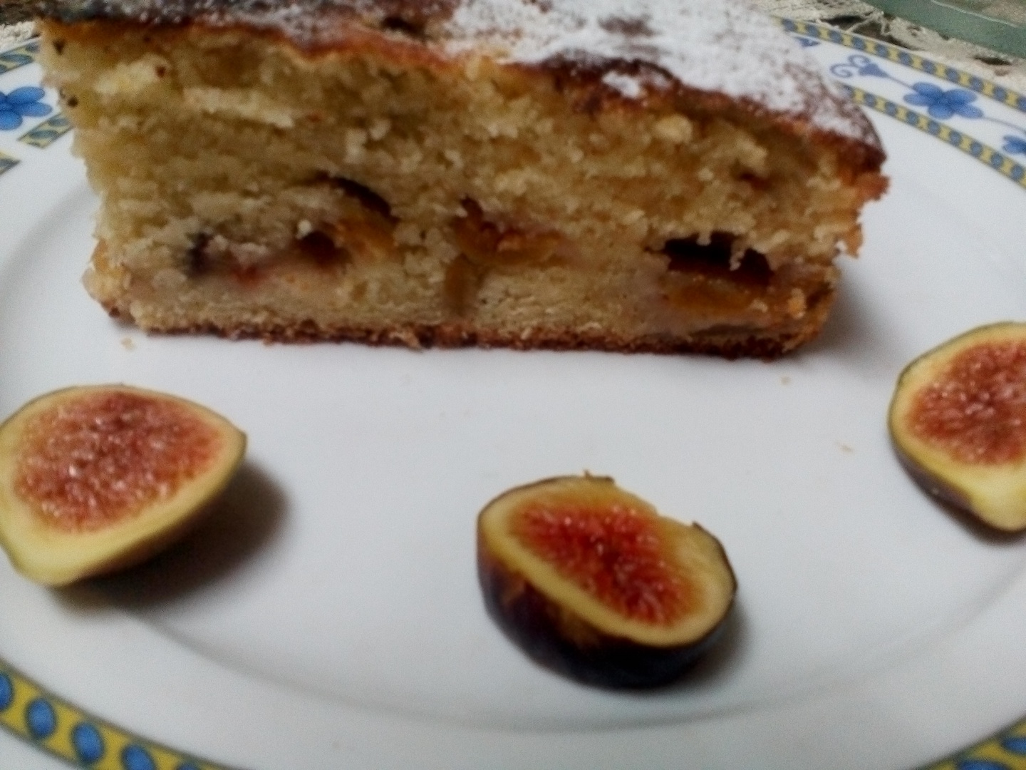 Prajitura cu smochine proaspete