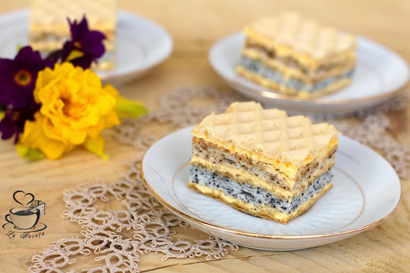 Prajitura Furnicuta. Un desert de casa fin si gustos, cu doua blaturi si crema fina