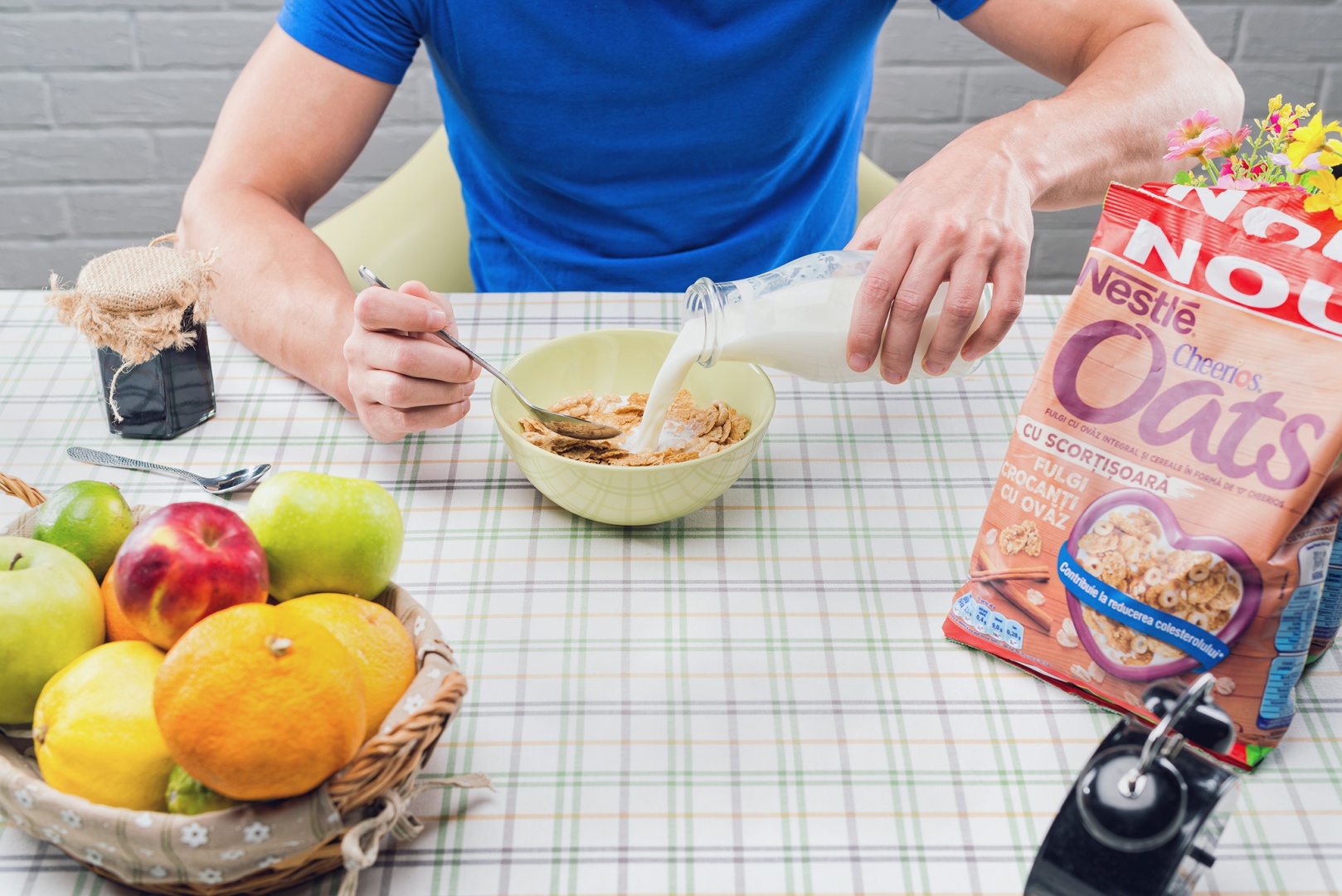 Cerealele din fulgi de ovaz integral - cel mai sanatos mic dejun
