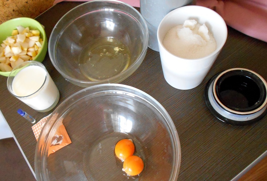 Clătite pufoase reţetă cu pere