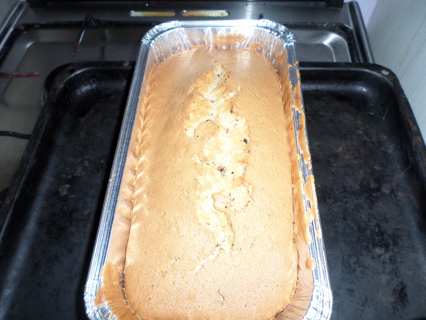 Chec din albusuri cu ciocolata si portocale