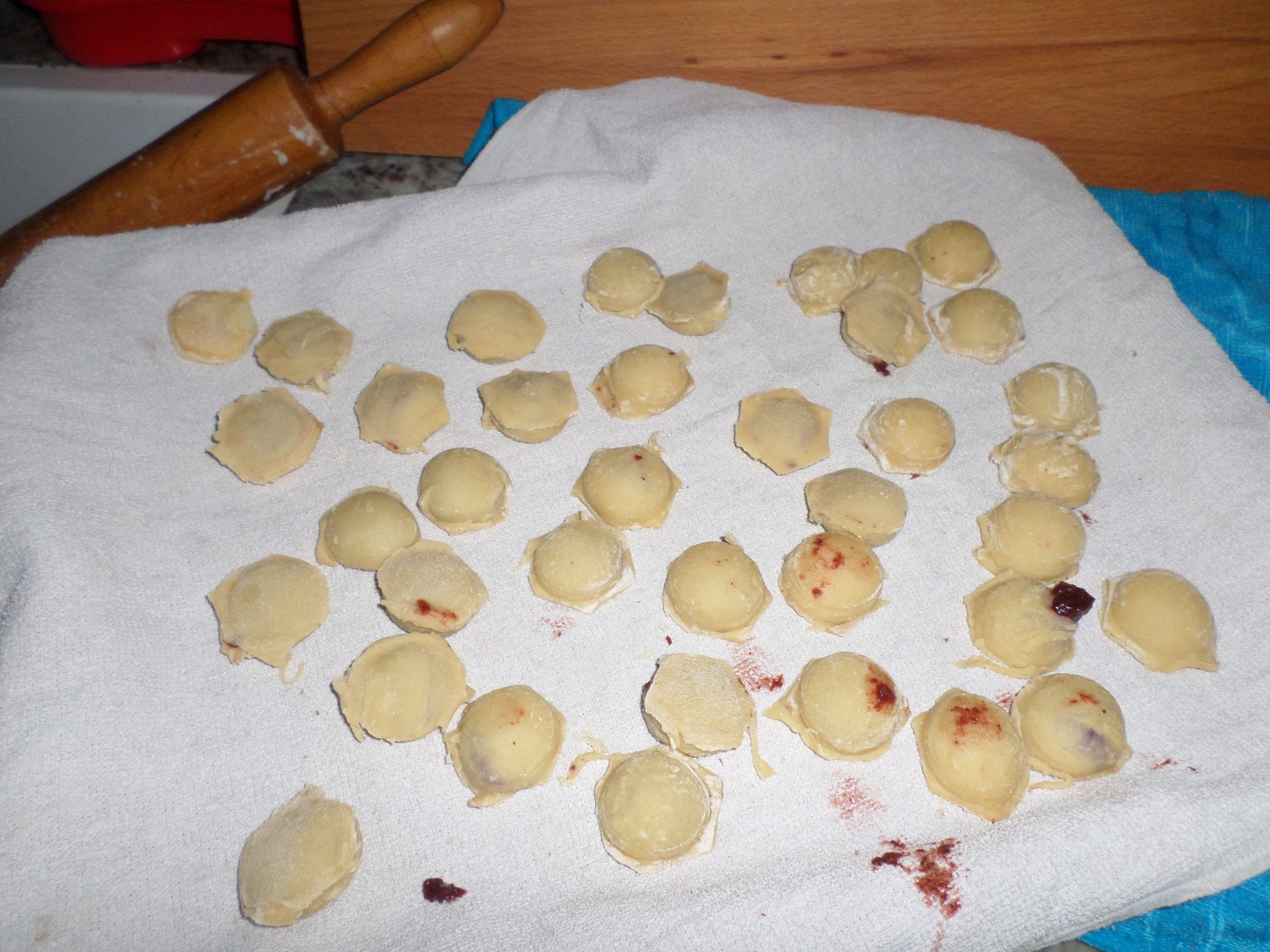 Coltunasi fondante cu cartofi