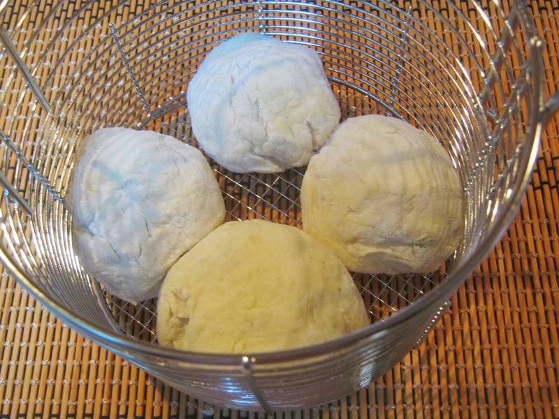 Galuste picante cu sos de ghimbir si marar