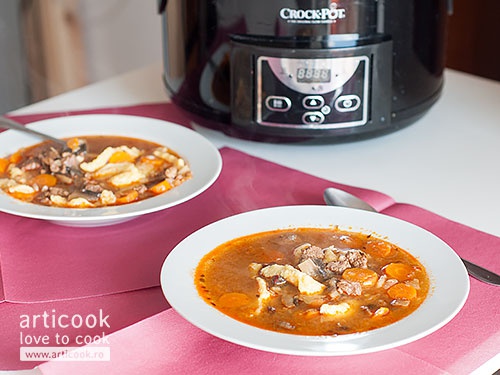 Supa de vita cu galuste la Slow Cooker