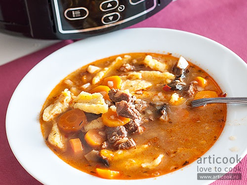 Supa de vita cu galuste la Slow Cooker