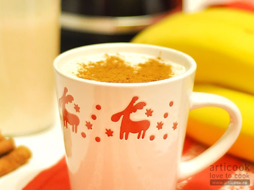 Smoothie de banane cu lapte