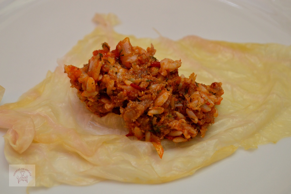 Sarmale in foi de varza, la slow cooker