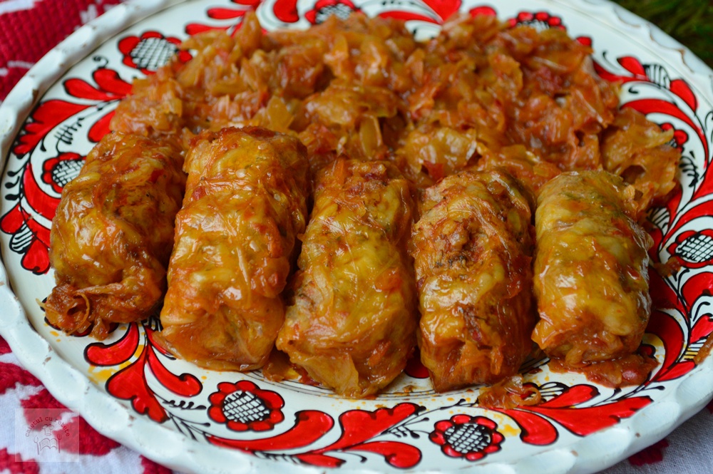 Sarmale in foi de varza, la slow cooker