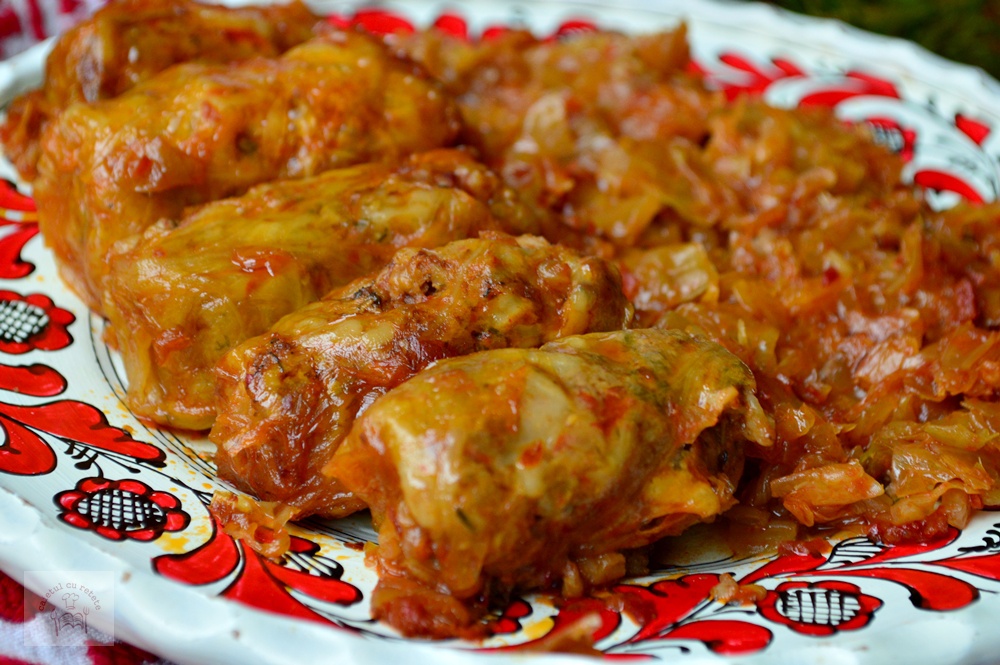 Sarmale in foi de varza, la slow cooker